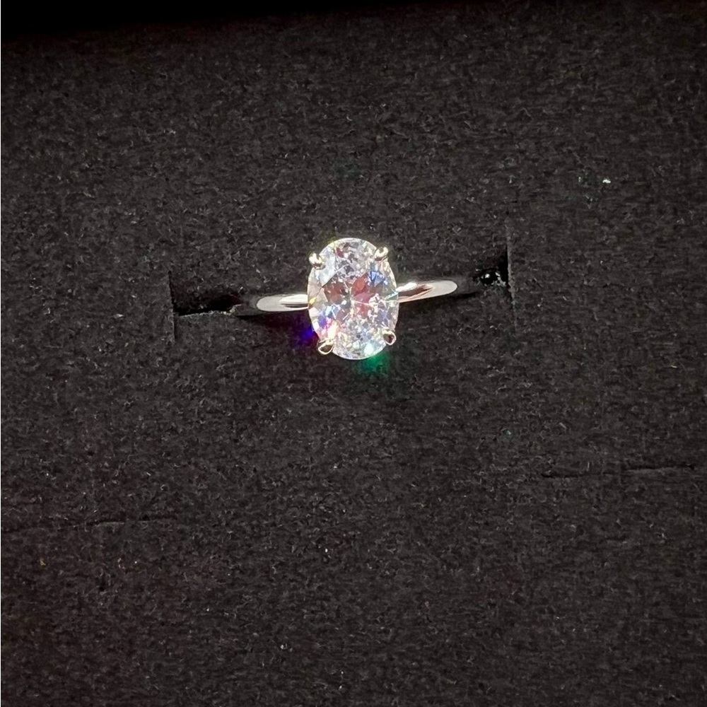 NIB 925 Sterling Silver Zircon Ring Size 7 - Picture 4 of 16